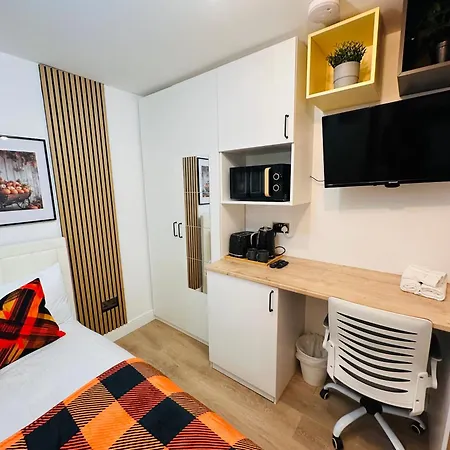 R4 - Elegant Private With Kitchenette Near Qe Hospital Harborne Gæstehus Birmingham